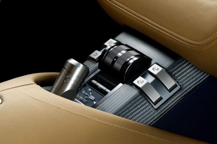 Nissan Esflow Concept 2011 года  (фото 29 из 36)
